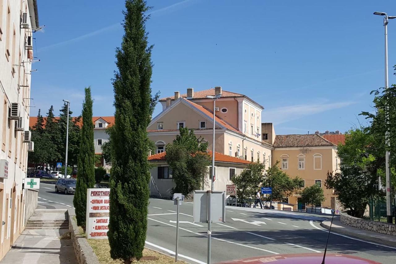 Beachfront Studio Apartment Vintage In Senj Senj  Exterior foto